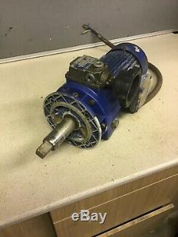 MOTOVARIO ELECTRIC MOTOR WITH VARIABLE SPEED GEARBOX MARKED 240v 415v