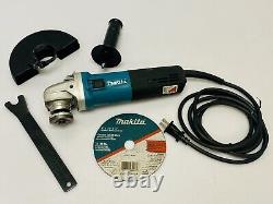 Makita 9566CV Powerful 12 Amp Motor 6 In Variable Speed Cut-Off/Angle Grinder