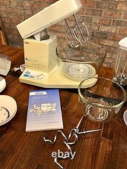 Vintage Oster Designer Kitchen Centermixer/food Processor/salad Maker/blender